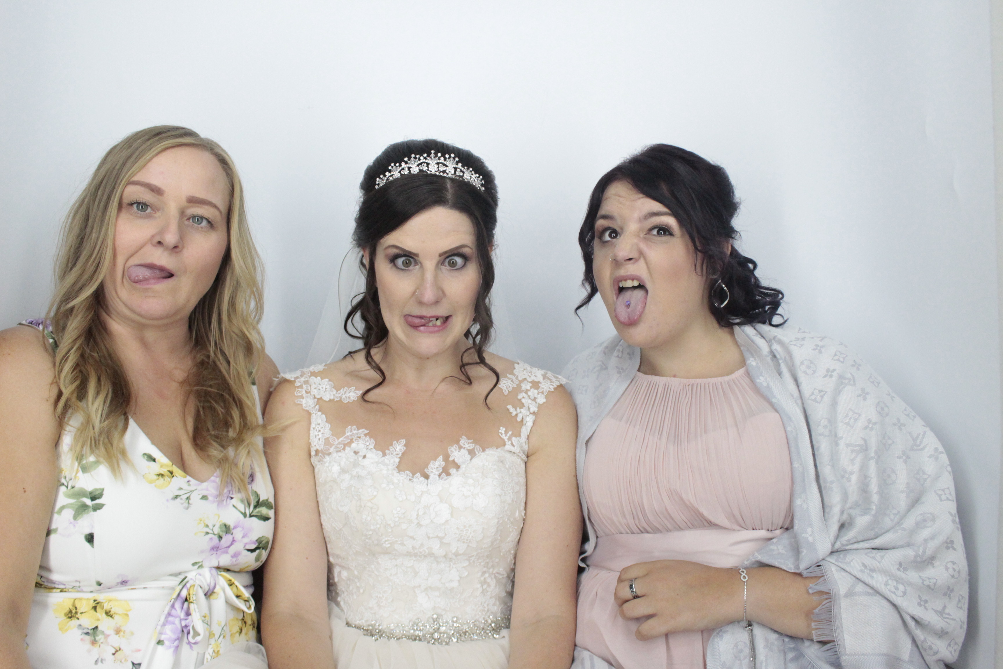 Kim & Andy's Wedding | View more photos from the event at gallery.myphotoboothexperience.co.uk/u/MyPhotoBoothExperienceLtd/Kim-Andys-Wedding
